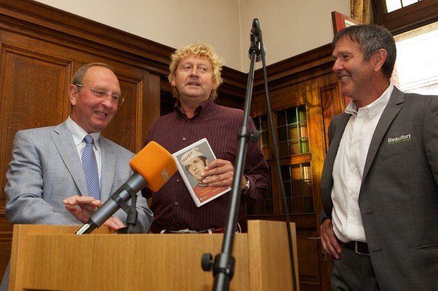 Ondermeer Walter Godefroot en Lucien Van Impe tekenden present op de boekvoorstelling.