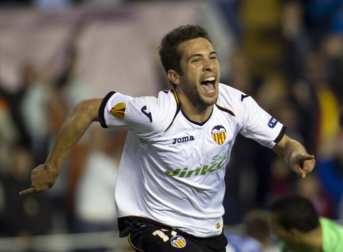 Jordi Alba juicht het uit nadat hij de bevrijdende 3-0 heeft aangetekend.