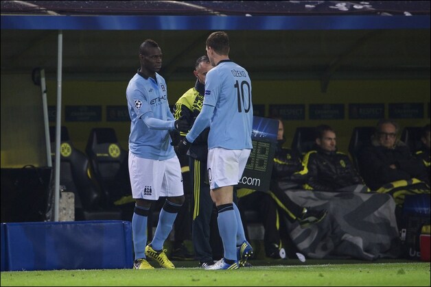 Ook Balotelli en Dzeko moeten dringend wat beter gaan presteren.