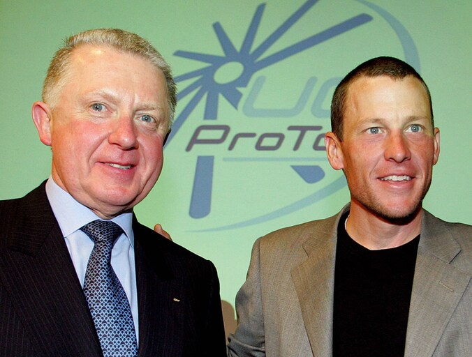Hein Verbruggen naast Lance Armstrong.
