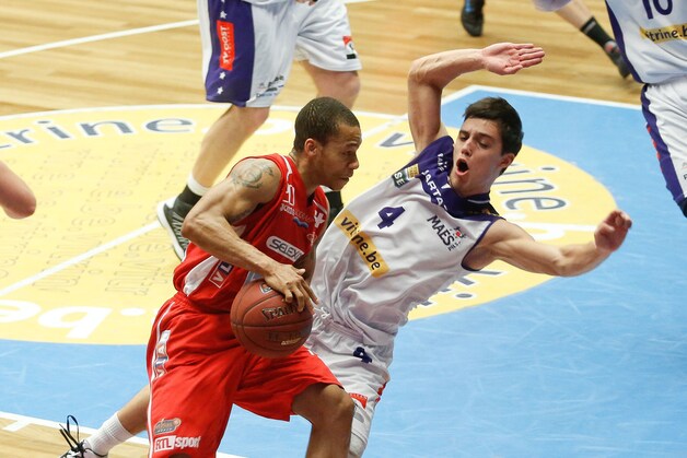 Steinbach vs Randle