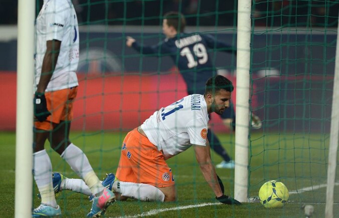 Gameiro loopt juichend weg na de 1-0.