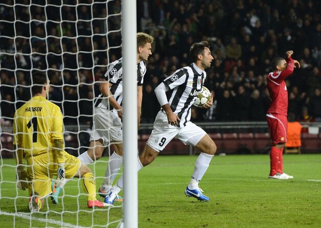 Vucinic redde een punt voor de 'Oude Dame'