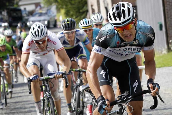 Het beslissende moment: Stybar schudt Dumoulin af.