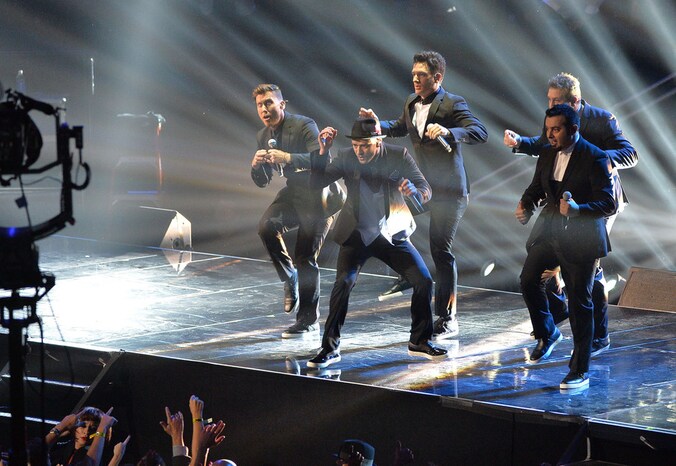 'N Sync zondag in New York: Chris Kirkpatrick, Justin Timberlake, Joey Fatone, JC Chasez en Lance Bass.