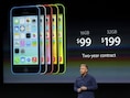Phil Schiller, vice-president van Apple, geeft tekst en uitleg bij de iPhone 5C.