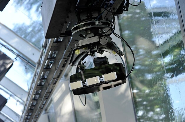 Bij de presentatie van de zomercollectie van Burberry in Londen werden dit weekend al iPhones 5s gebruikt om te filmen.
