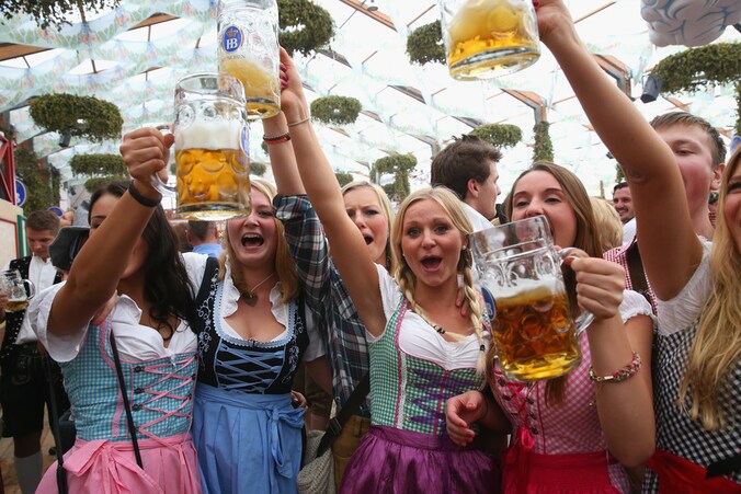 Van 21 september tot 6 oktober vloeit het bier rijkelijk in München.