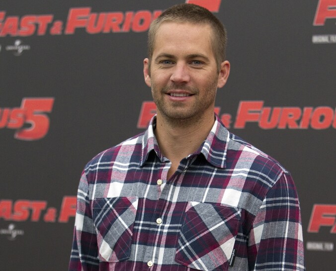 Paul Walker kwam zaterdagmiddag (plaatselijke tijd) om in Valencia, Californië bij een heftig auto-ongeluk.