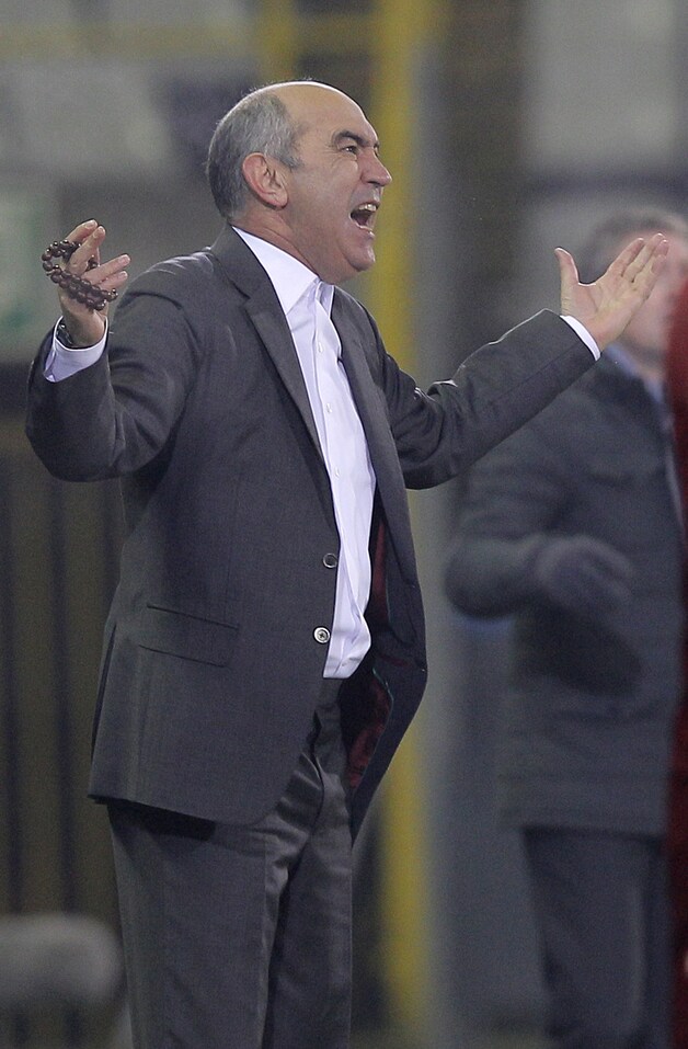 Kazan-coach Berdyev, de paternoster bij de hand