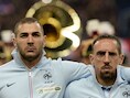 Benzema en Ribéry zitten in vieze papieren.