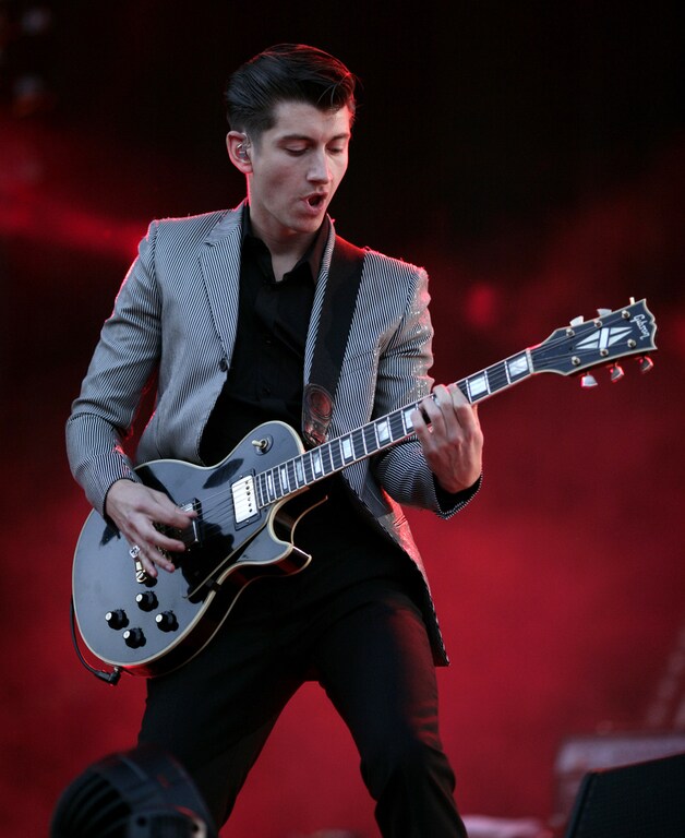 Alex Turner (Arctic Monkeys).