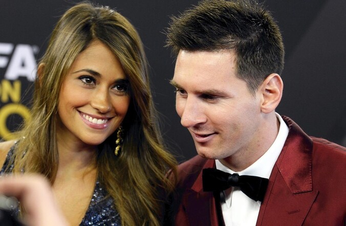 Lionel Messi met zijn vriendin Antonella Roccuzzo.