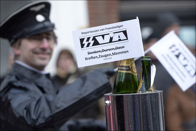 Alain De Ruyck als "SS-VA'er" op Aalst Carnaval. In het dagelijkse leven is hij advocaat en plaatsvervangend vrederechter.