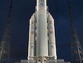 De Ariane 5 raket, maar daaraan de Albert Einstein-capsule.