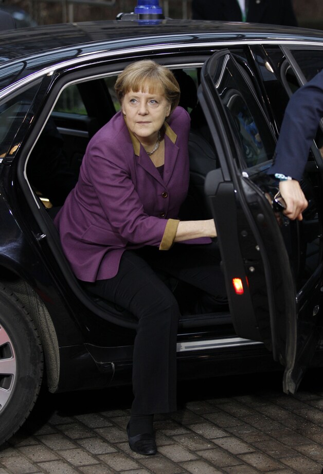 Angela Merkel ontkent.