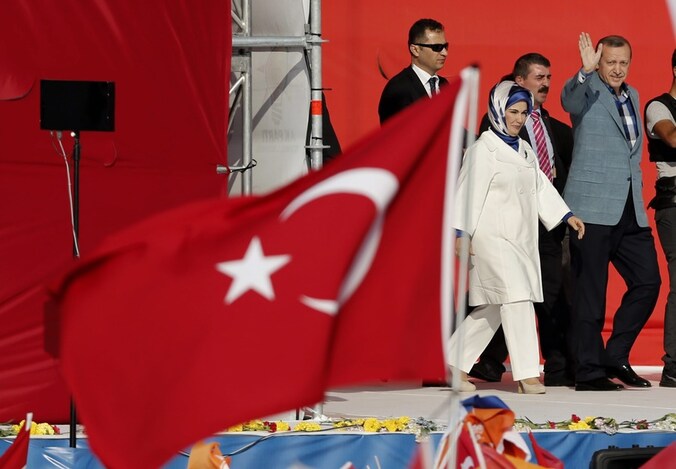 Erdogen en zijn echtgenote Emine.