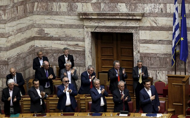 De meerderheid van de Griekse parlementariërs staat achter Tsipras.