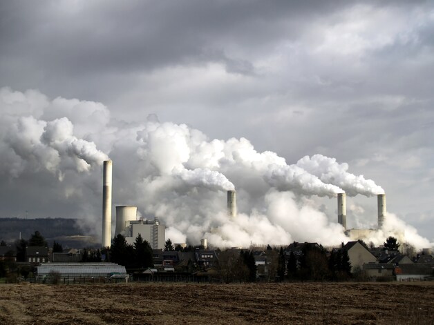 De onderzoekers wijzen erop dat de uitstoot van broeikasgassen dringend moet ingeperkt worden.