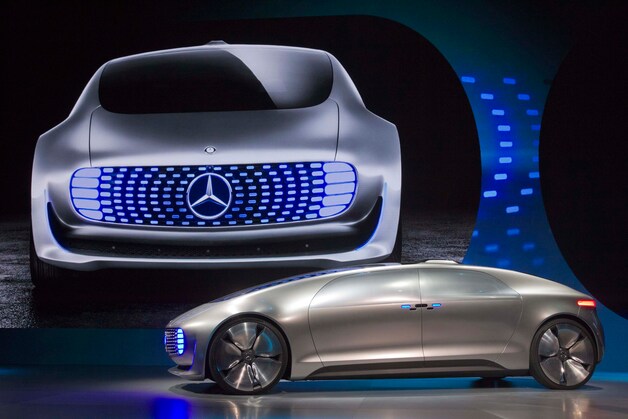 De zelfrijdende Mercedes-Benz F015 Luxury in Motion concept car.