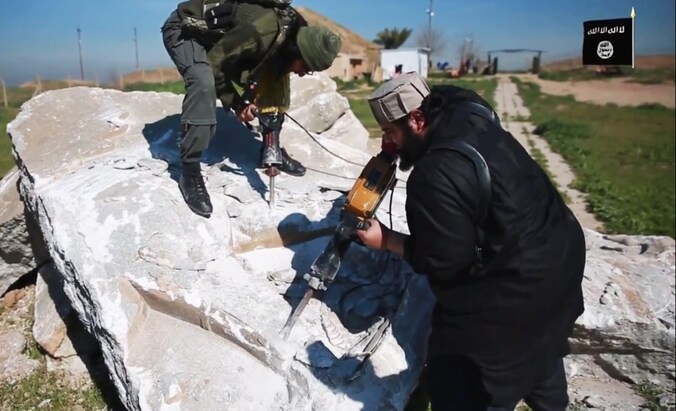 Islamitische Staat vernielt delen van de archeoligsche site in Nimrud.