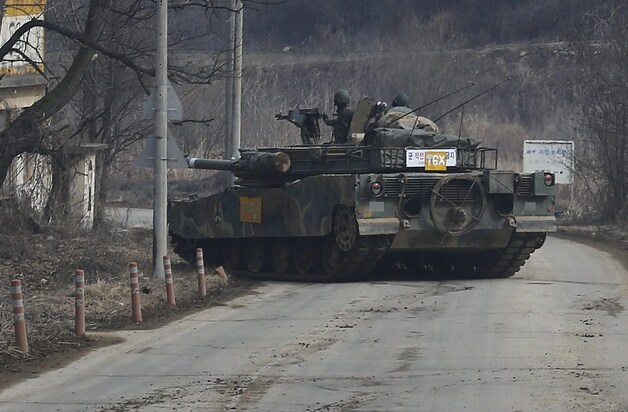 Een Zuid-Koreaanse tank bij de grens met Noord-Korea.