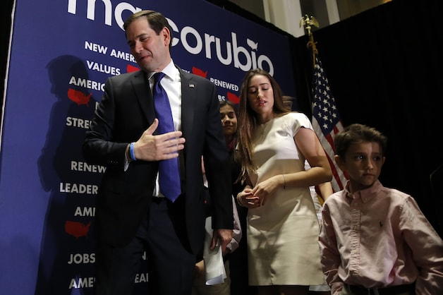 Rubio verscheen tijdens zijn afscheidsspeech op het podium met zijn kinderen.
