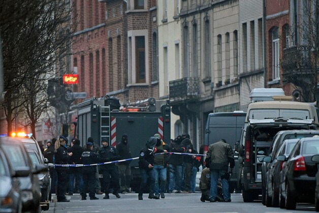 Op 18 maart werden in de Vierwindenstraat in Molenbeek drie verdachten opgepakt, onder wie Salah Abdeslam en Abid Aberkan.