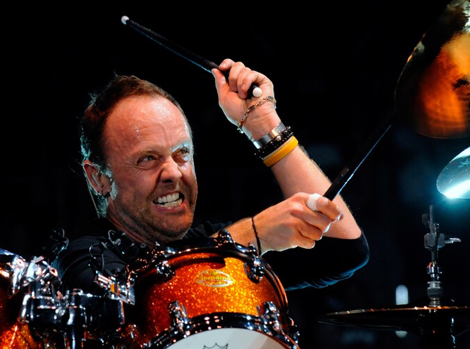 Lars Ulrich aan het werk.