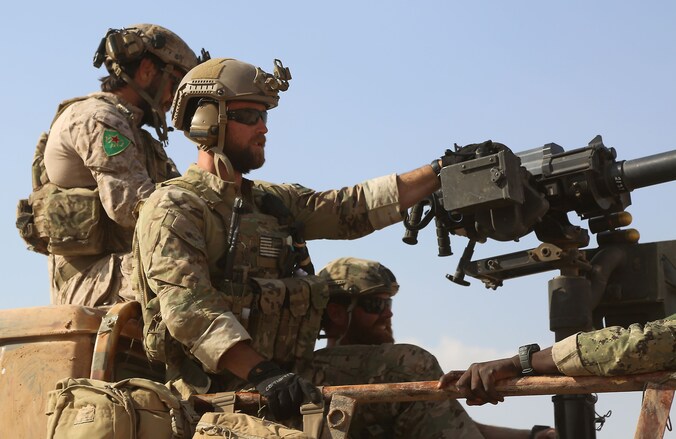 Amerikaanse Special Forces vandaag gefotografeerd in het Syrische dorp Fatisa.