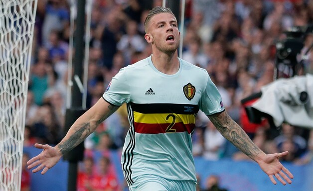 'Mega Toby' spreidt de armen na de 0-1