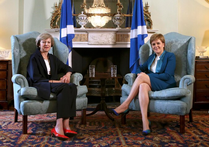 May en Sturgeon.