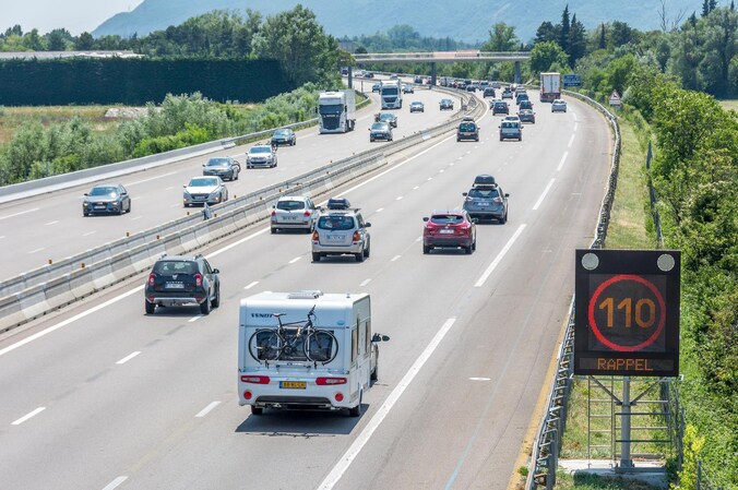 Verkeer op een snelweg in Frankrijk