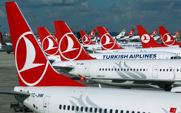 Toestellen van Turkish Airlines op de luchthaven Ataturk