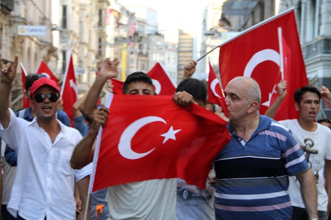 De politie verwacht morgen 30.000 aanhangers van Erdogan in de straten van Keulen.