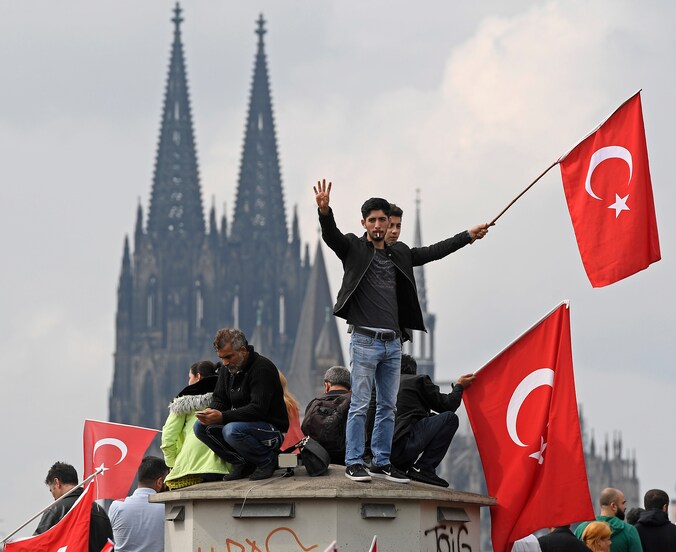 Turkse demonstranten in Keulen, afgelopen weekend