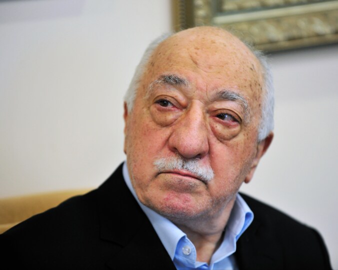 De aanhangers van Fethullah Gulen moeten het bekopen.