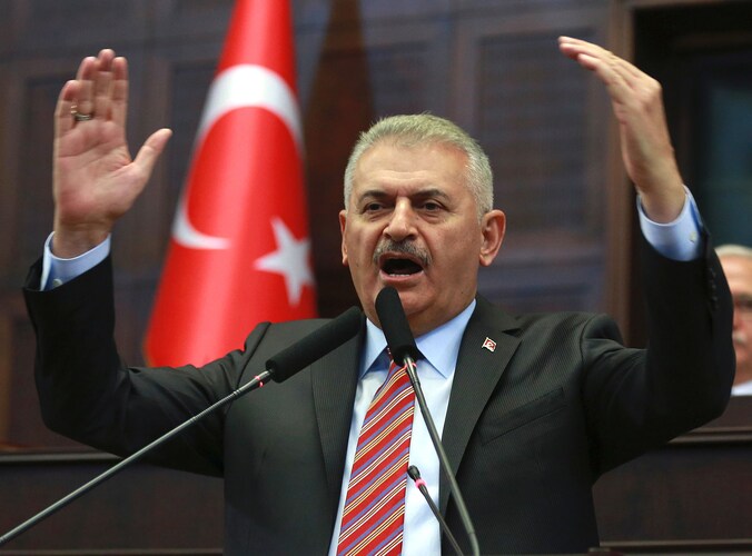 De Turkse premier Binali Yildirim tijdens een partijbijeenkomst deze week.