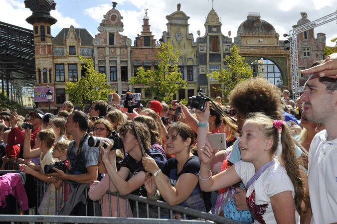 Het feest voor twintig jaar Studio 100 was een succes in Plopsaland De Panne.