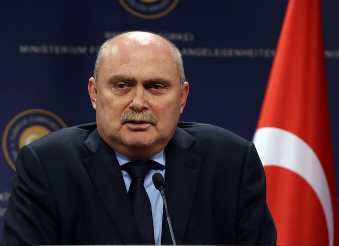 De Turkse minister van Buitenlandse Zaken Feridun Sinirlioglu.