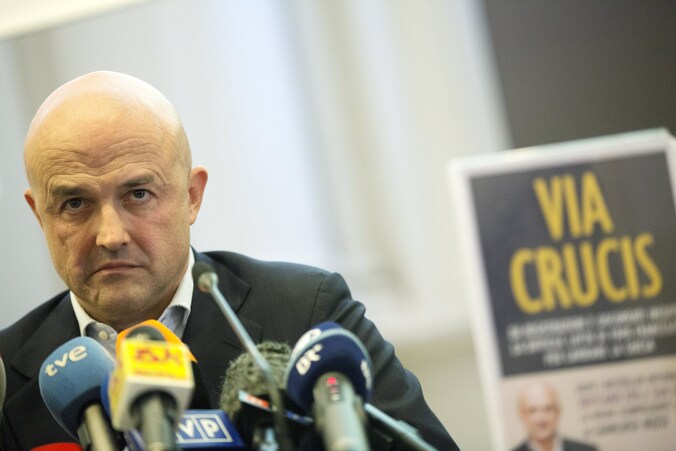 Gianluigi Nuzzi stelde vandaag zijn omstreden boek 'Via Crucis' voor aan de pers.