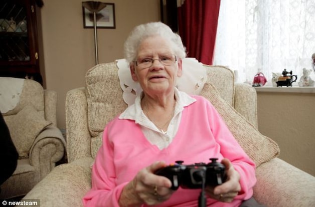Doreen Fox (78) uit Groot-Brittannië speelt elke dag Grand Theft Auto.