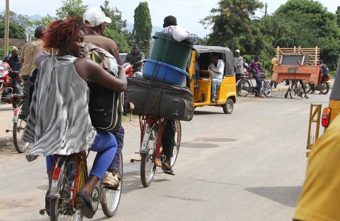 Ook in Burundi vluchten veel mensen voor het geweld.