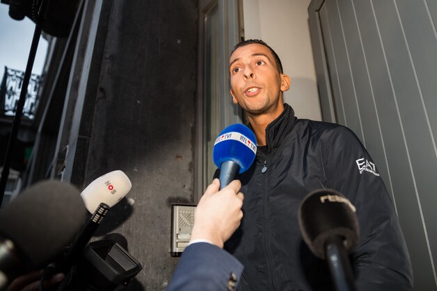 Salah Abdeslams broer Mohamed denkt dat hij op het laatste moment heeft afgezien van een zelfmoordaanslag.