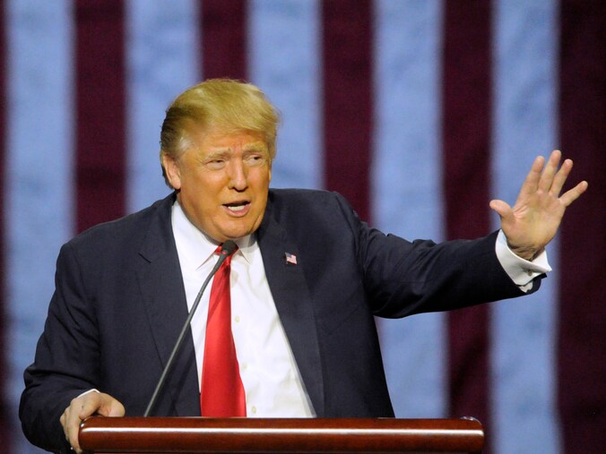 Trump tijdens zijn speech in Birmingham, Alabama