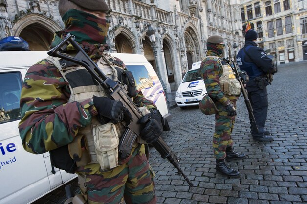 Beeld van militairen in Brussel.