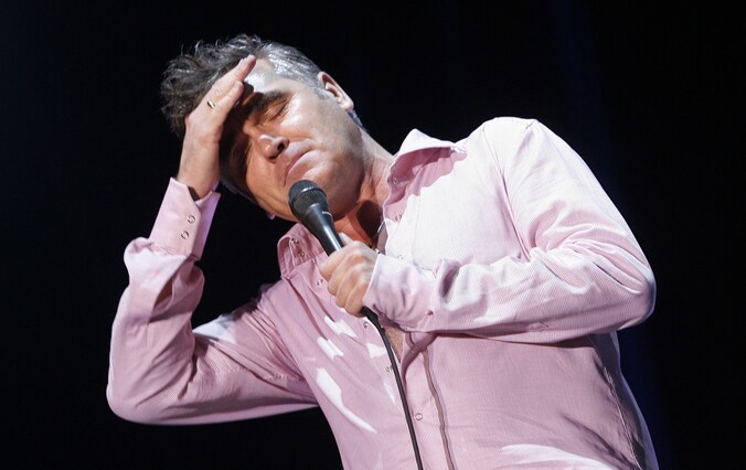 "Annuleringen en ziekte hebben ons allemaal leeggezogen en de enige verstandige oplossing lijkt de kunst van het nietsdoen", stelt Morrissey.