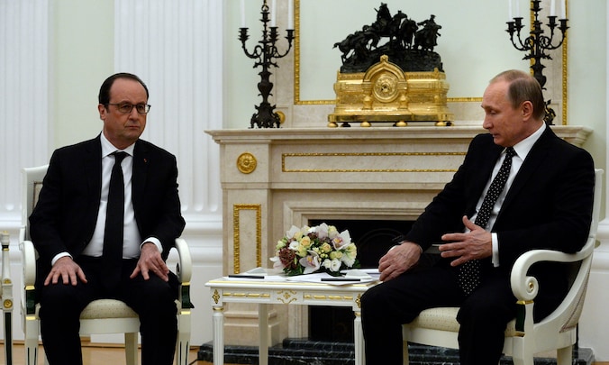 De Franse president François HOllande en de Russische president Vladimir Poetin.
