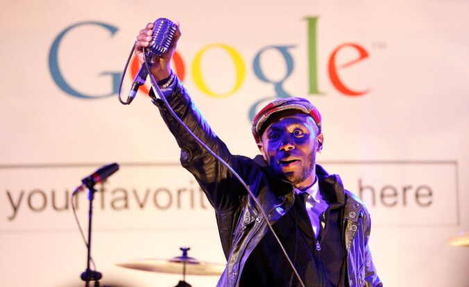 Hiphopper Mos Def op een Google-evenement in Hollywood.