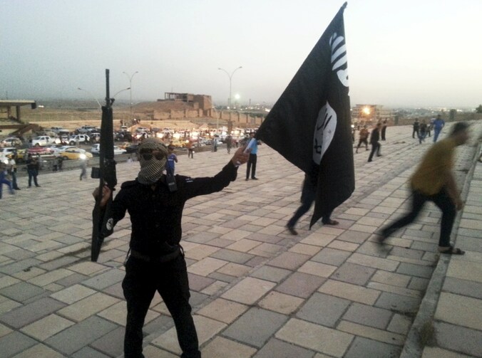 Een IS-strijder in Mosul, de tweede stad van Irak.